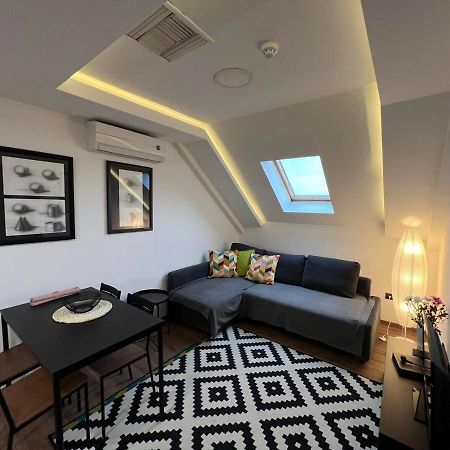 Main Square Apartment Belgrade Luaran gambar